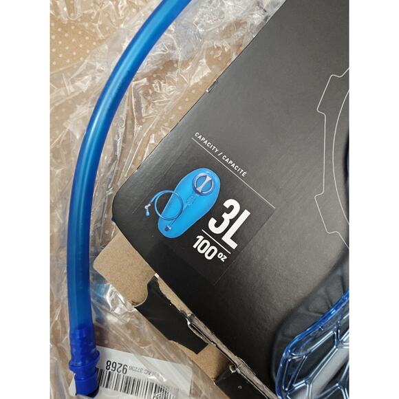 Camelbak Crux Hydration Pack Reservoir: 3 Liter/100oz Open Box - Picture 2 of 8